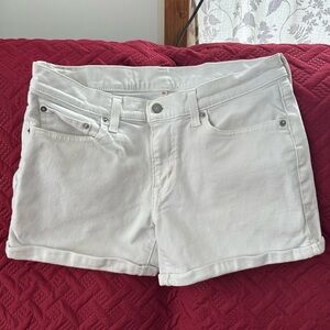 Levi’s‎ white shorts